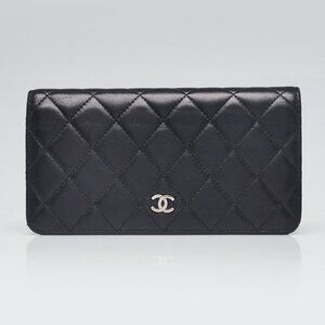 Chanel Black Lambskin Quilted Leather L Yen Wallet